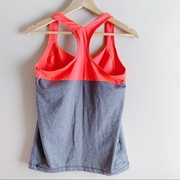 New Balance • Quick Dry Racer Back Workout Tank Top in Grey/Orange, Size Medium - Picture 7 of 11